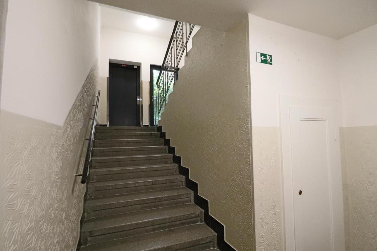 Apartment Relax Strasnice: With Private Infra-Sauna ! Praga Exterior foto