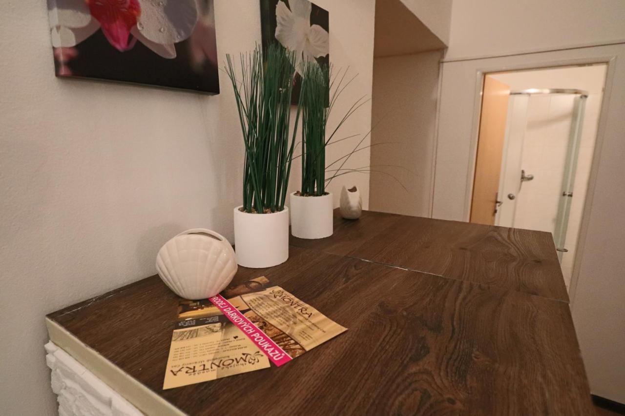 Apartment Relax Strasnice: With Private Infra-Sauna ! Praga Exterior foto